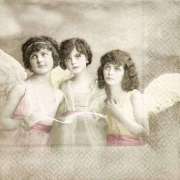 Салфетка для декупажа "Три ангела в бусах" 33х33 см